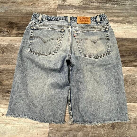 Vintage 90s Levis 550 Red Tab Light Wash Blue Mens 38 Relaxed Fit Denim Shorts - Picture 2 of 10
